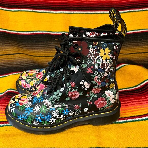 Dr. Martens 1460 Pascal Black Floral Mash Up Boots Size 6 RARE - Picture 8 of 14
